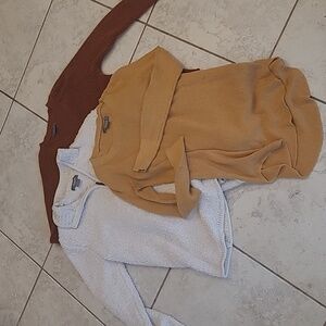 Closing sale Natural reflections sweater bundle